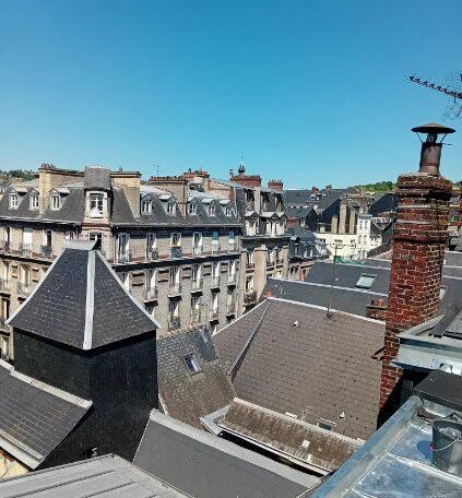 Rénovation de toiture en ardoise naturelle à Rouen : un projet mené pour le Syndic Leroux Cramilly