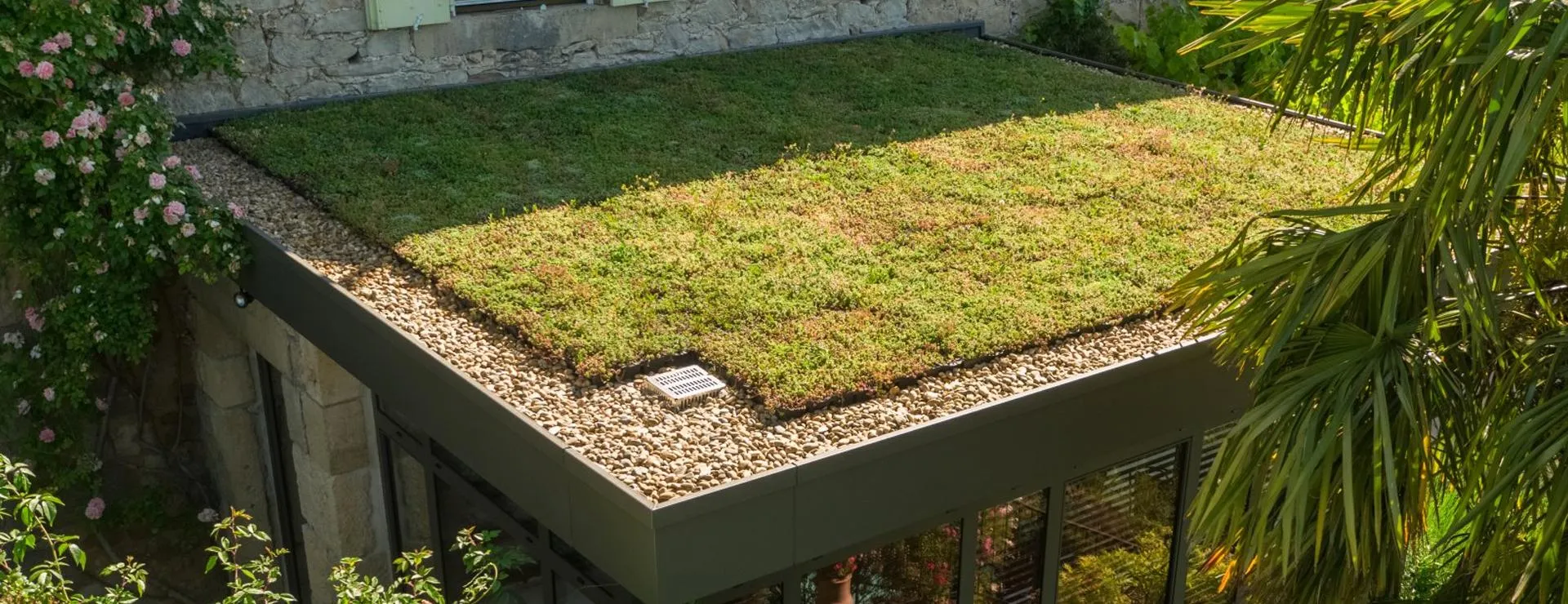 Coupe technique d’une toiture végétalisée avec EPDM